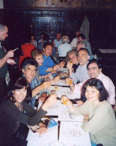 2002: a sbevazzare in una birreria di Praga
