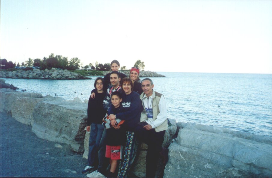 2000: Pulcini con la famiglia a Toronto